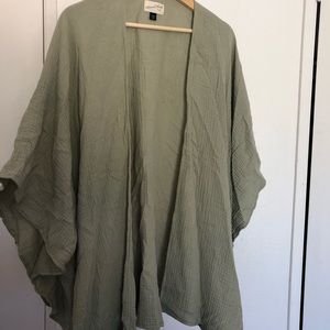 Universal thread cover up